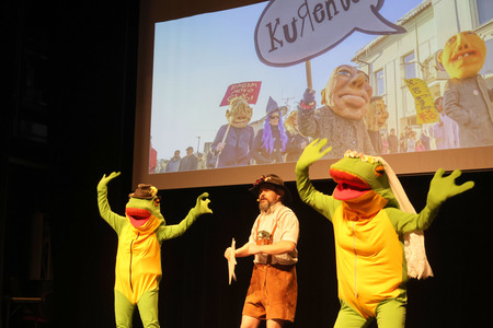 Otroška predstava Zaljubljeni v Butale 10 Foto Ljubo Vukelič